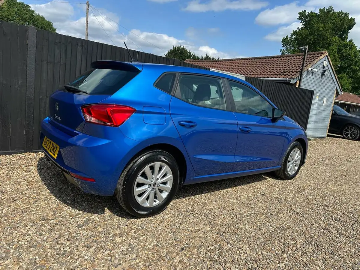 2023-seat-ibiza-10-tsi-se-big-3