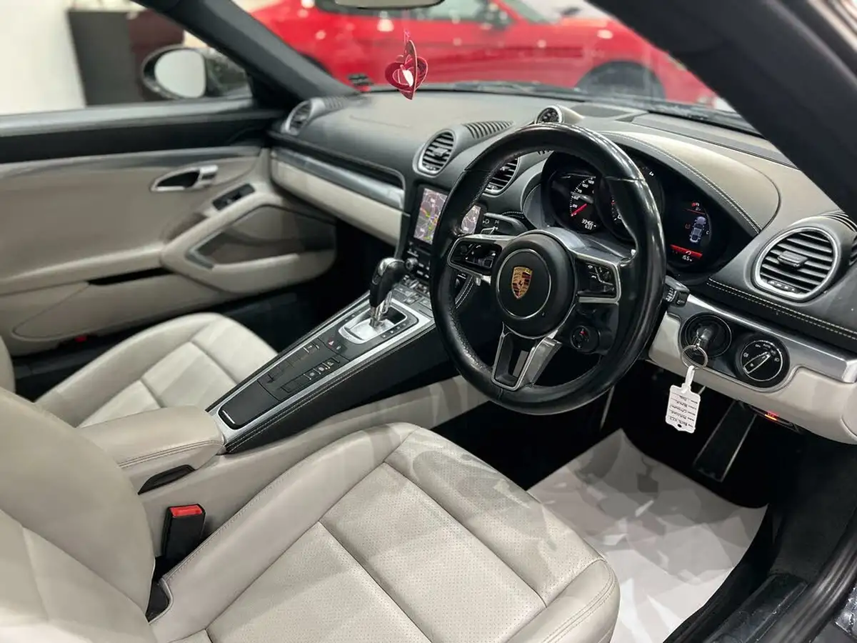 2018-porsche-cayman-718-25-cayman-s-ss-pdk-big-2