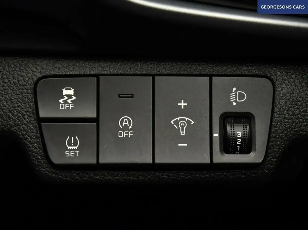 2022-kia-stonic-10-t-gdi-connect-dct-big-40