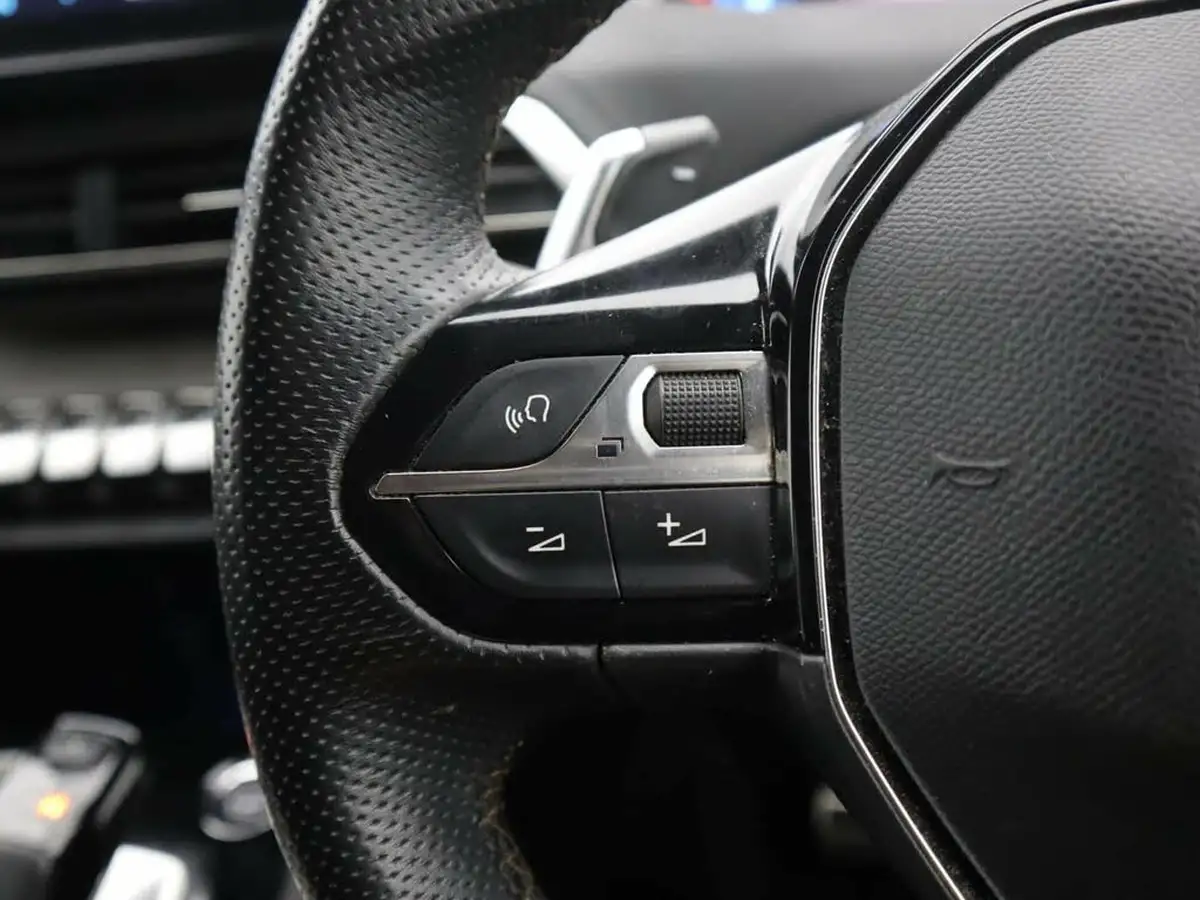2022-peugeot-3008-suv-16-puretech-gt-premium-300bhp-4wd-hybrid4-e-eat8-big-34