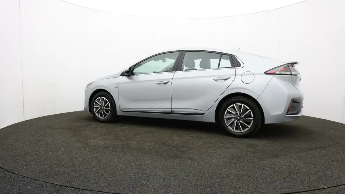 2021-hyundai-ioniq-e-premium-electric-100kw-big-72