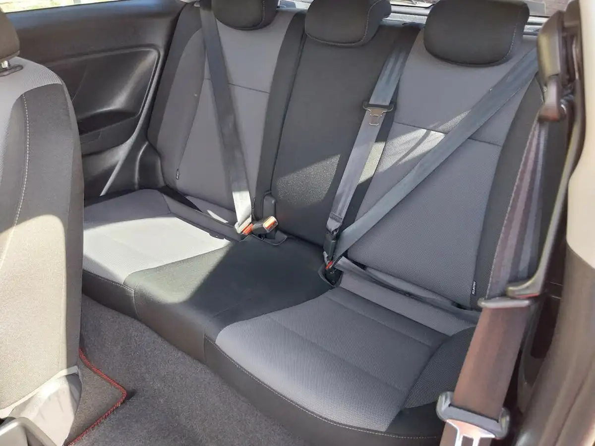 2018-hyundai-i20-10-t-gdi-se-coupe-3d-big-20