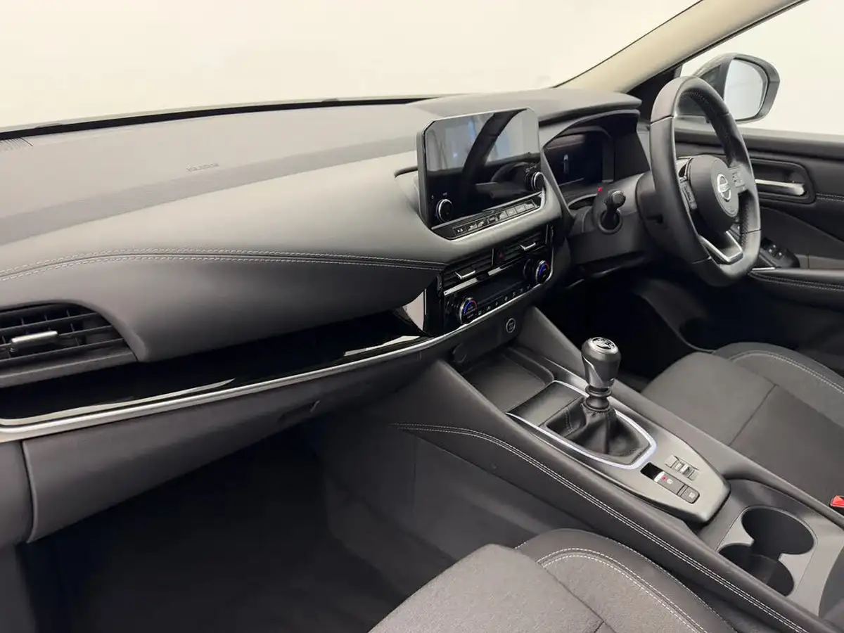 2022-nissan-qashqai-13-dig-t-n-connecta-140ps-big-12