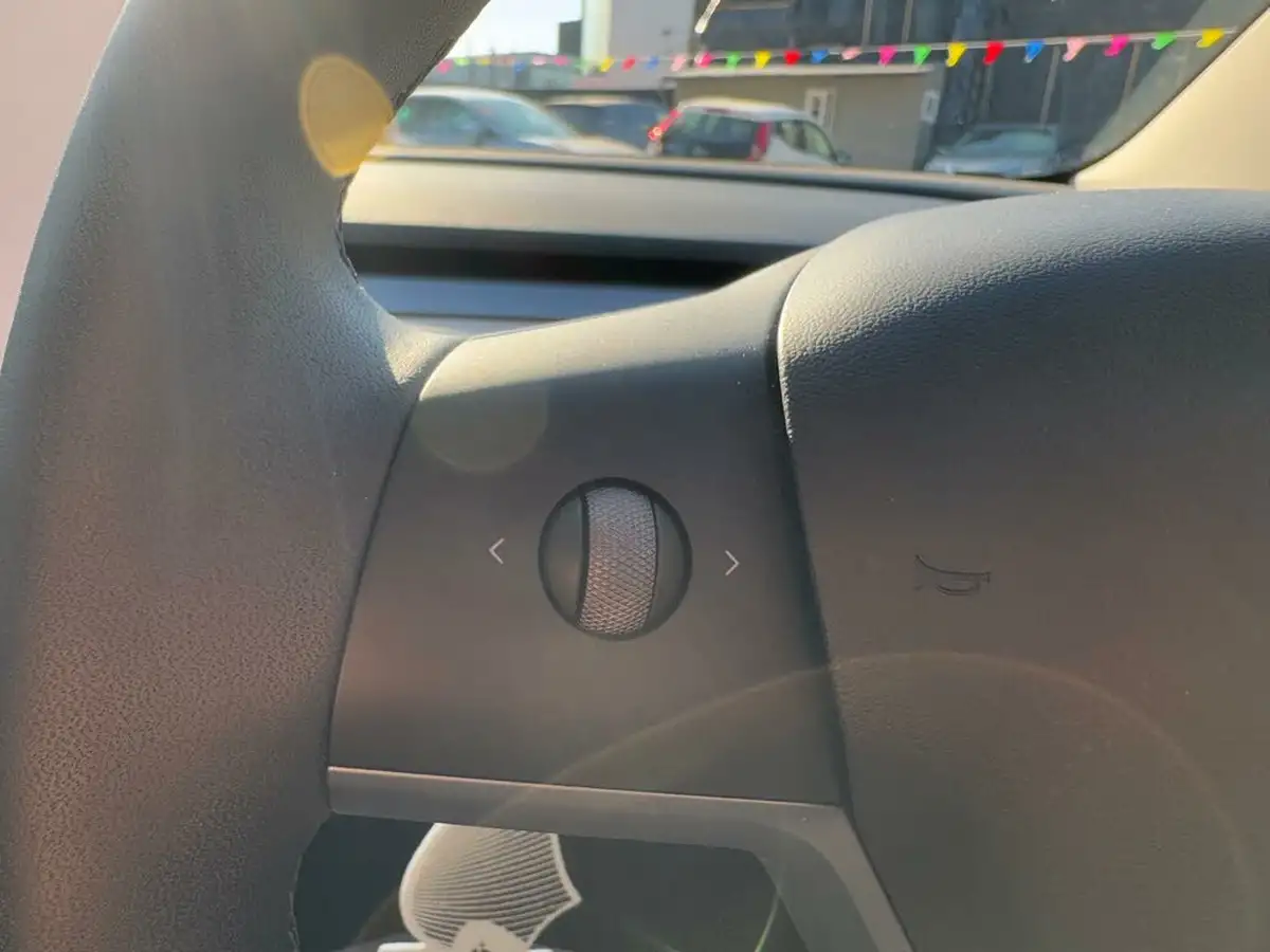 2023-tesla-model-3-e-rwd-241bhp-big-38