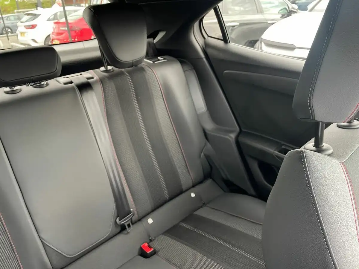 2023-vauxhall-mokka-e-gs-big-30