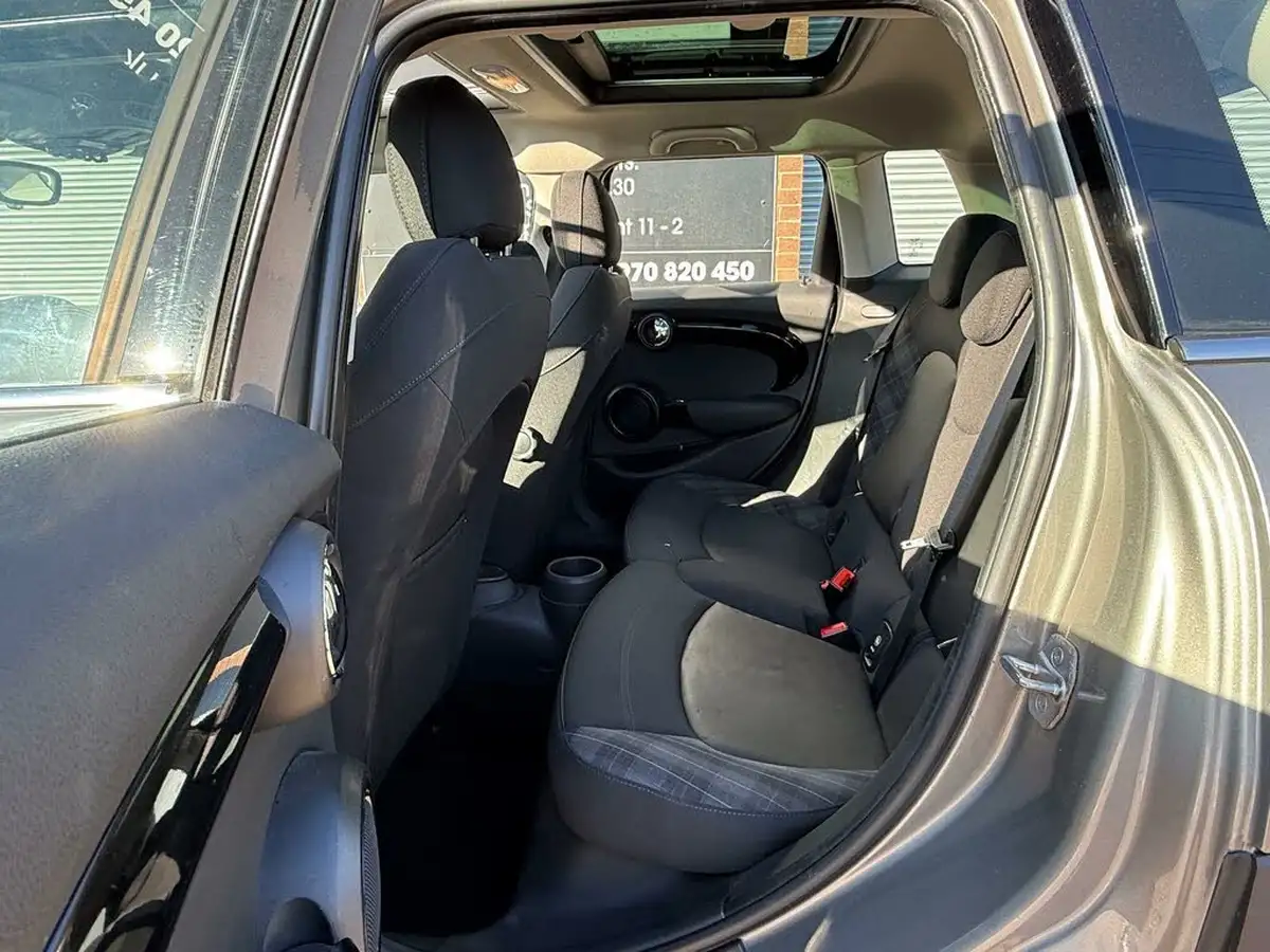 2016-mini-cooper-20-cooper-s-ss-hatchback-5d-big-47