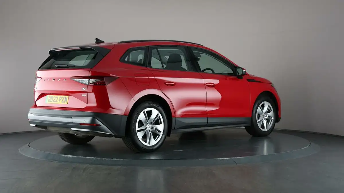 2022-skoda-enyaq-e-60-big-67