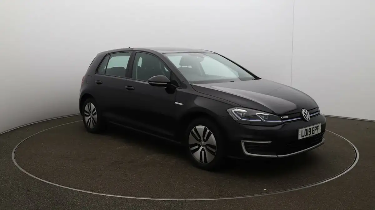 2019-volkswagen-golf-e-e-golf-big-1