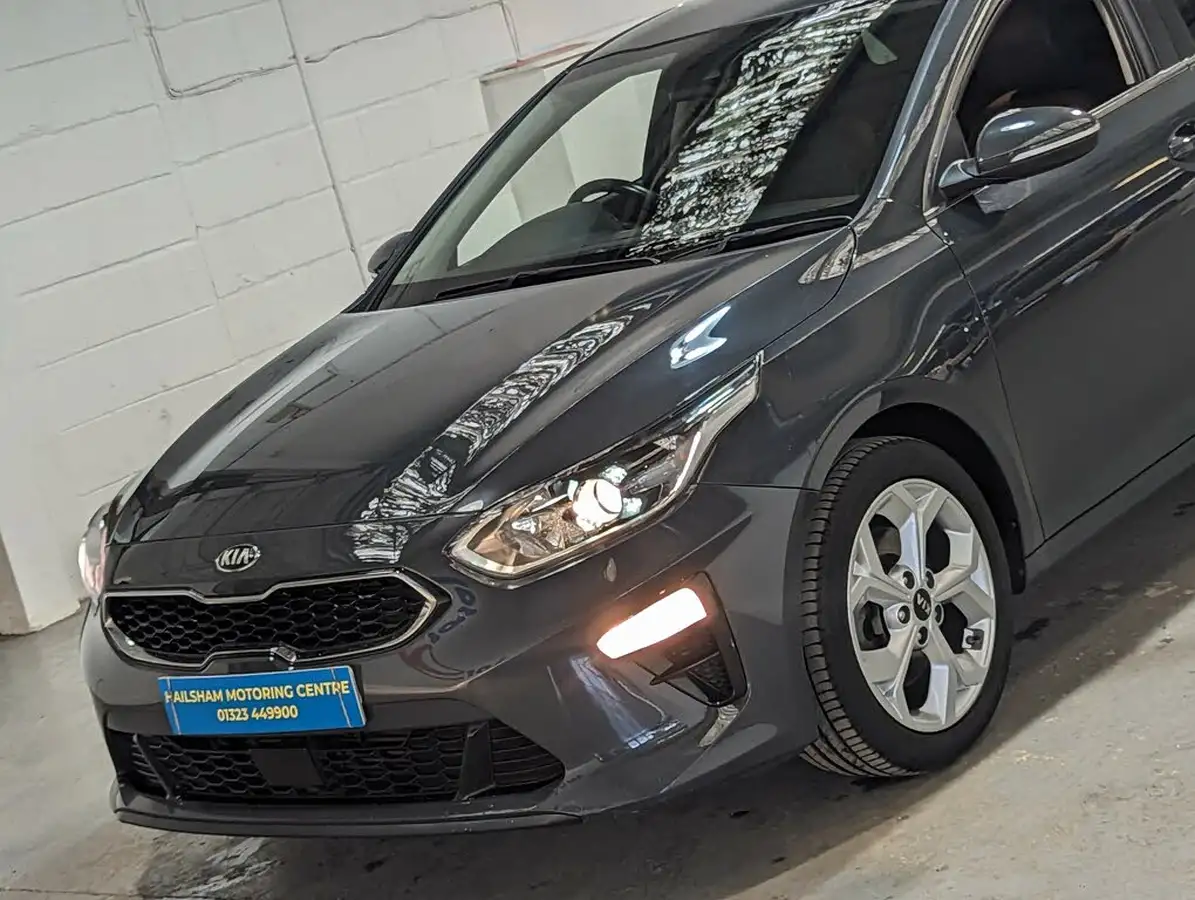 2019-kia-ceed-10-t-gdi-3-hatchback-big-33