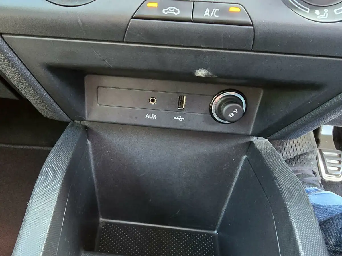 2018-skoda-fabia-10-tsi-monte-carlo-109ps-ss-hatchback-big-34