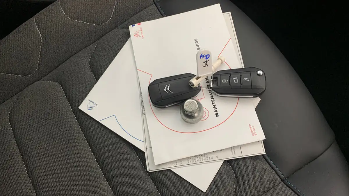 2021-citroen-c4-12-puretech-sense-plus-big-39