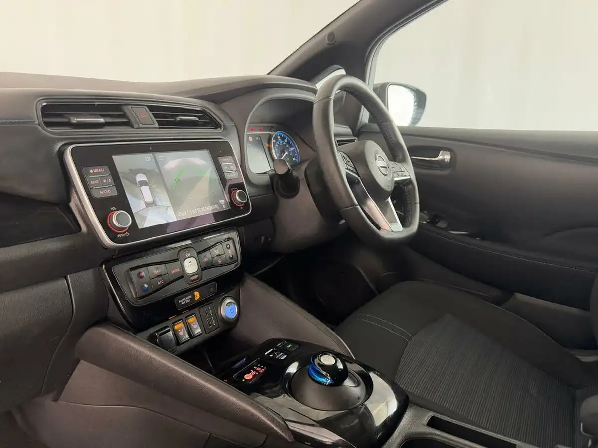 2023-nissan-leaf-e-n-connecta-39kwh-big-8