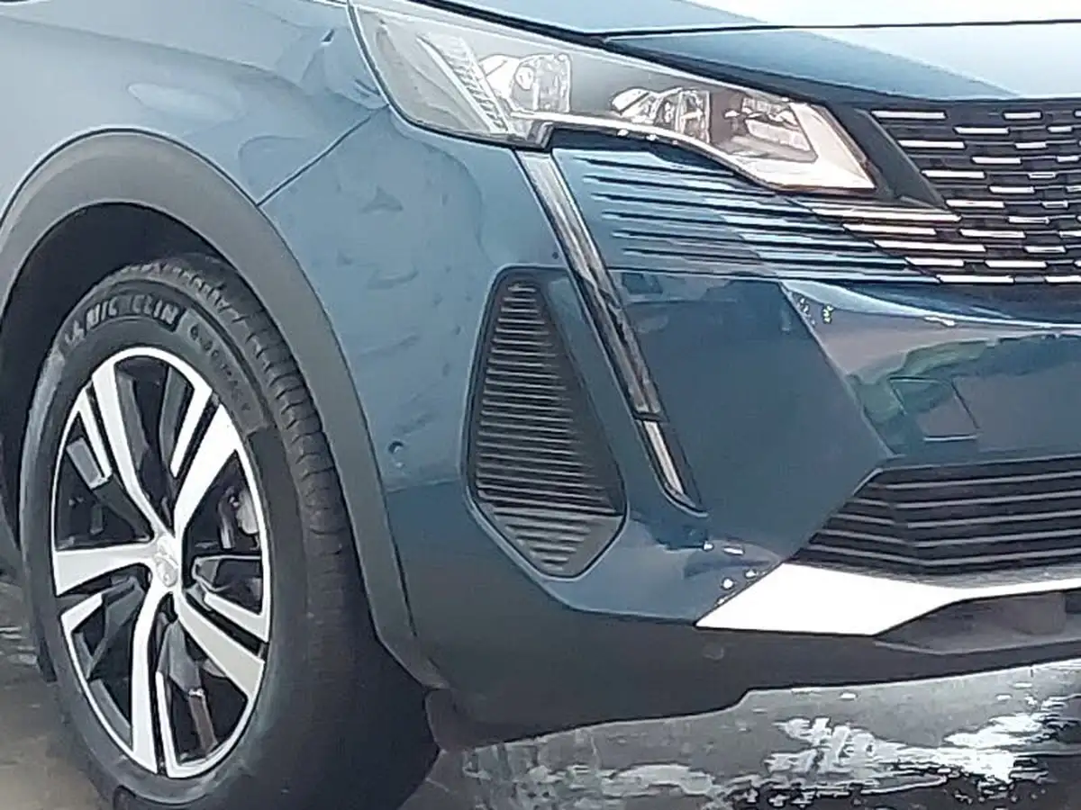 2024-peugeot-3008-suv-12-puretech-gt-136ps-hybrid-e-dsc6-big-8