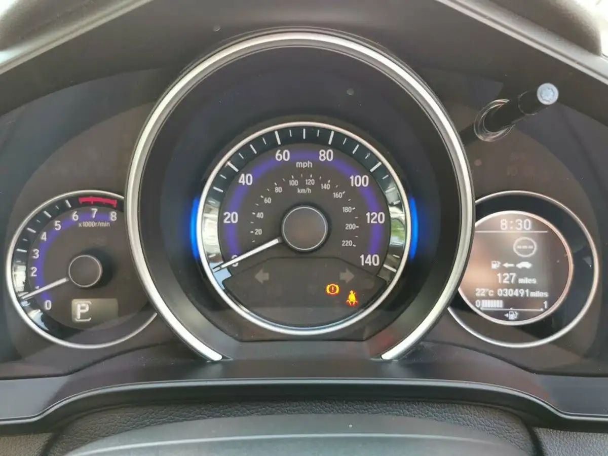 2016-honda-jazz-13-i-vtec-se-cvt-big-43