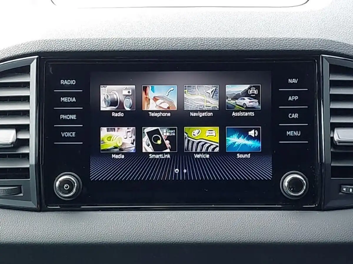 2024-skoda-karoq-20-tsi-sportline-big-12