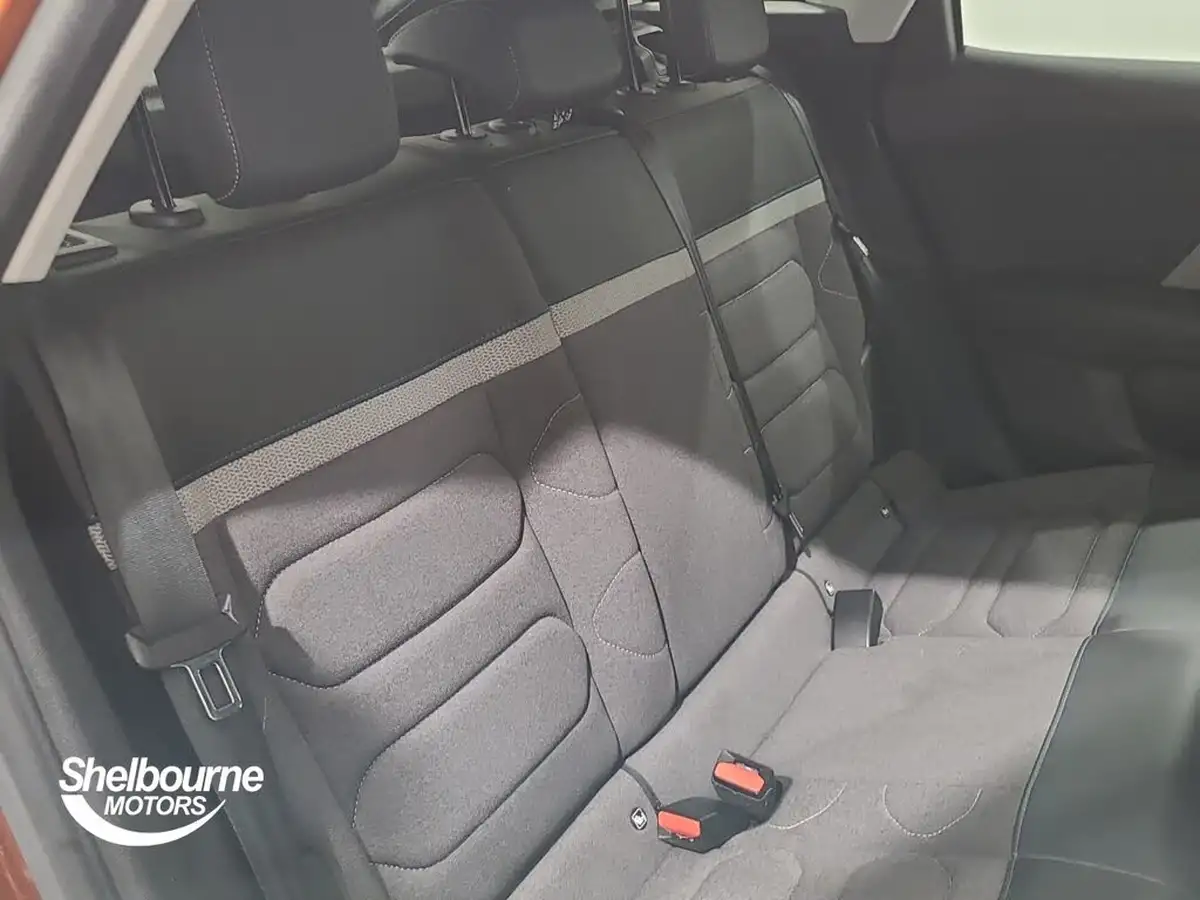 2022-citroen-c4-12-puretech-shine-130ps-big-44