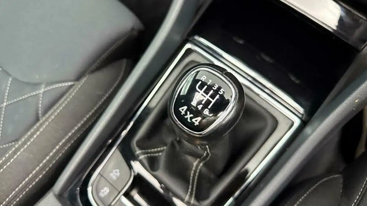 2018-skoda-karoq-20tdi-sportline-150ps-big-20