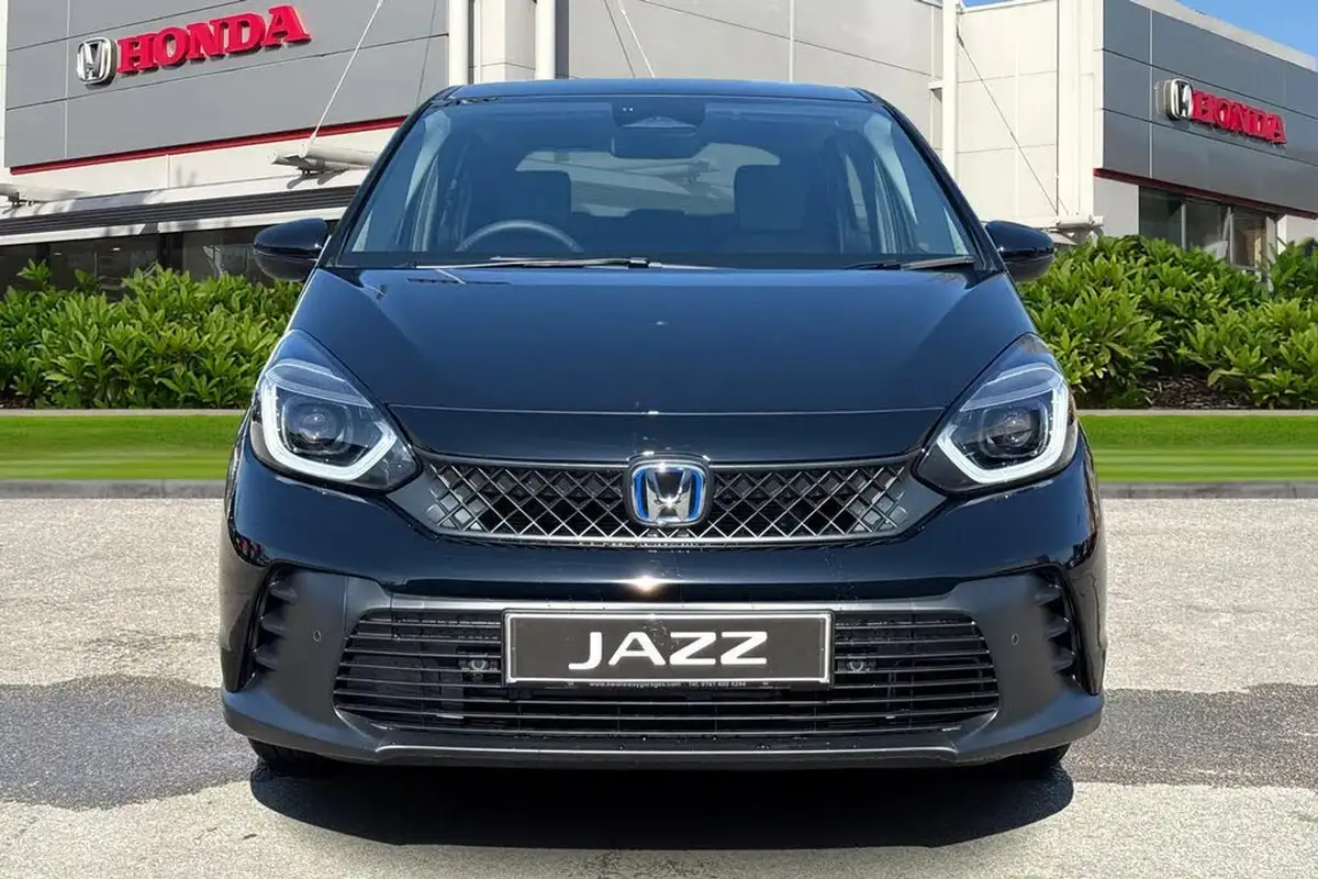 2025-honda-jazz-15-i-mmd-elegance-big-6