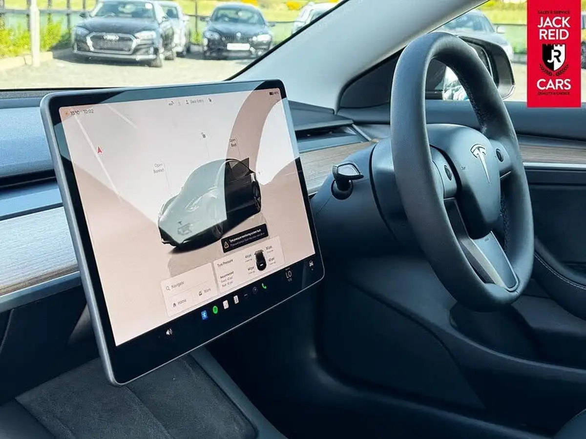 2023-tesla-model-3-e-rwd-241bhp-big-19