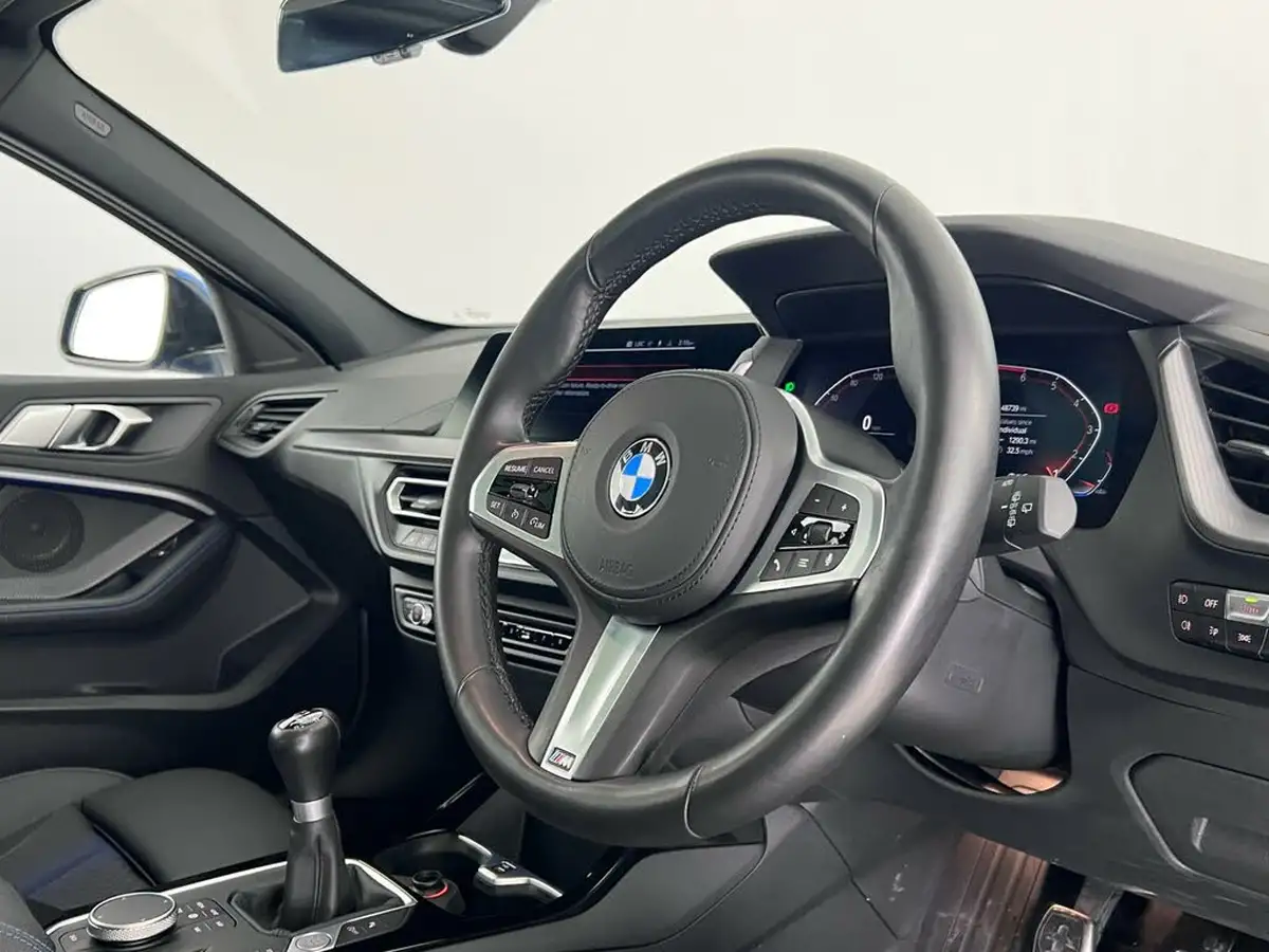 2021-bmw-1-series-15-118i-m-sport-lcp-big-14