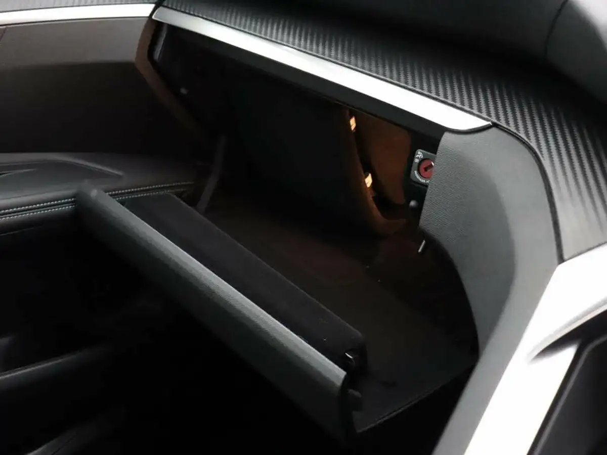 2022-peugeot-3008-suv-12-puretech-allure-big-49