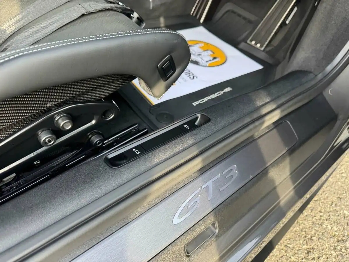 2021-porsche-911-40-gt3-pdk-big-39
