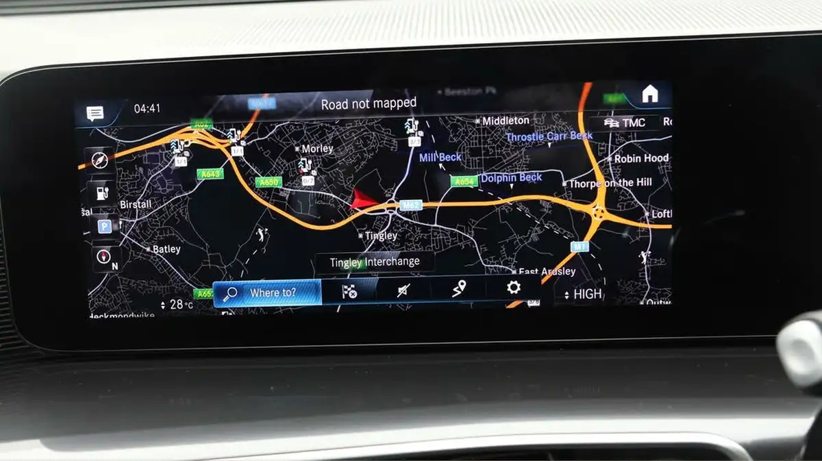 2022-mercedes-benz-eqc-e-eqc-400-amg-line-big-10