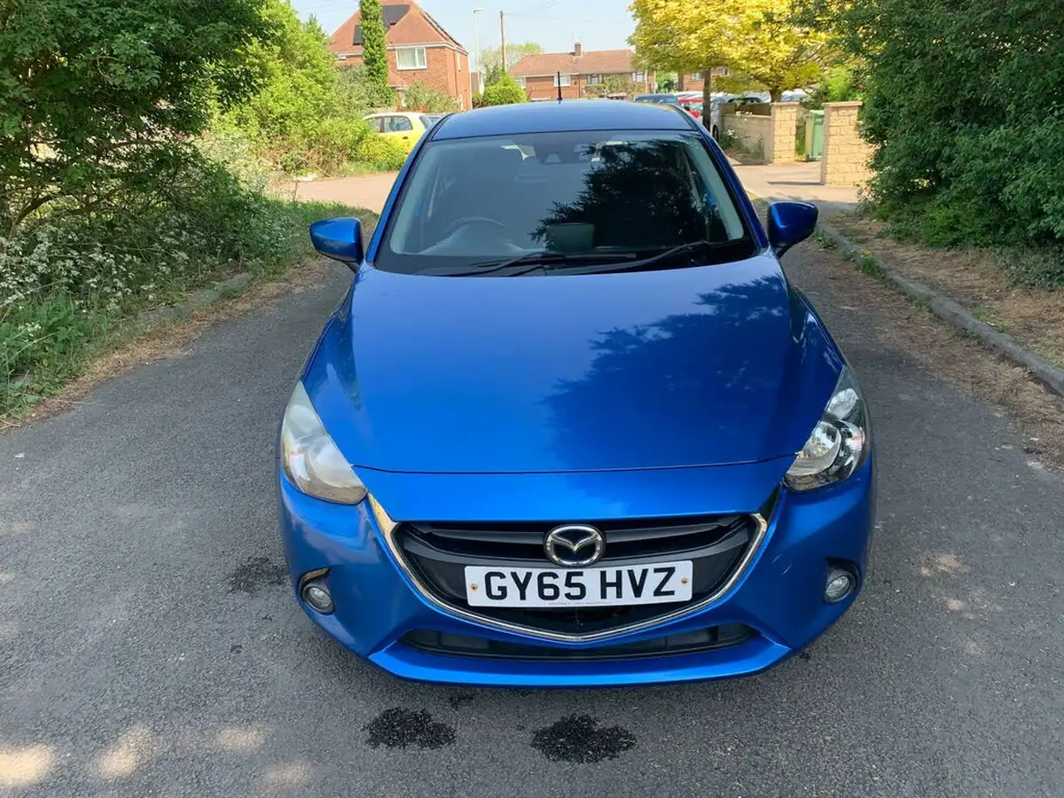 2015-mazda-mazda2-15-se-l-90ps-big-1