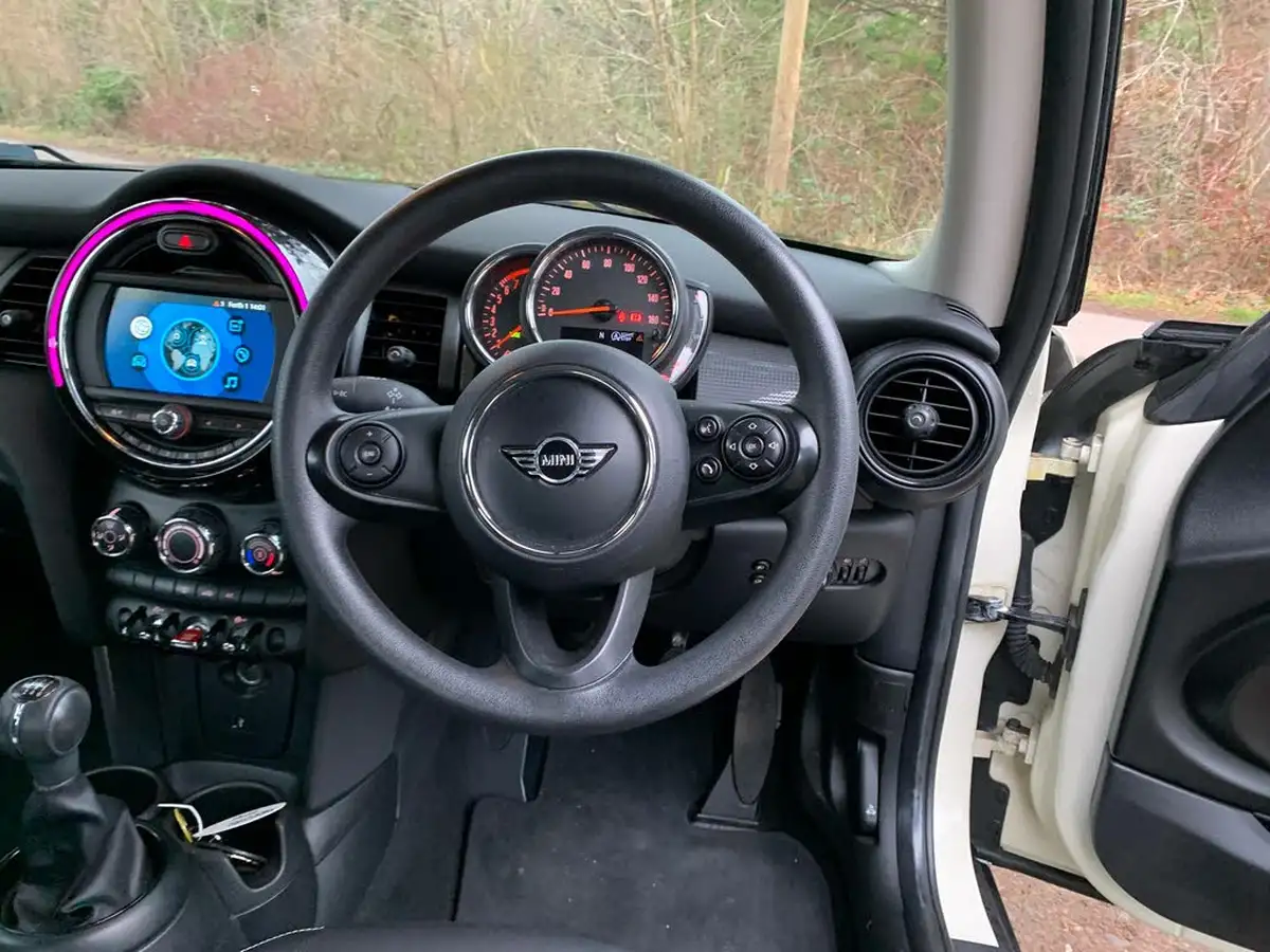 2018-mini-cooper-15-cooper-series-ii-ss-hatchback-3d-big-20