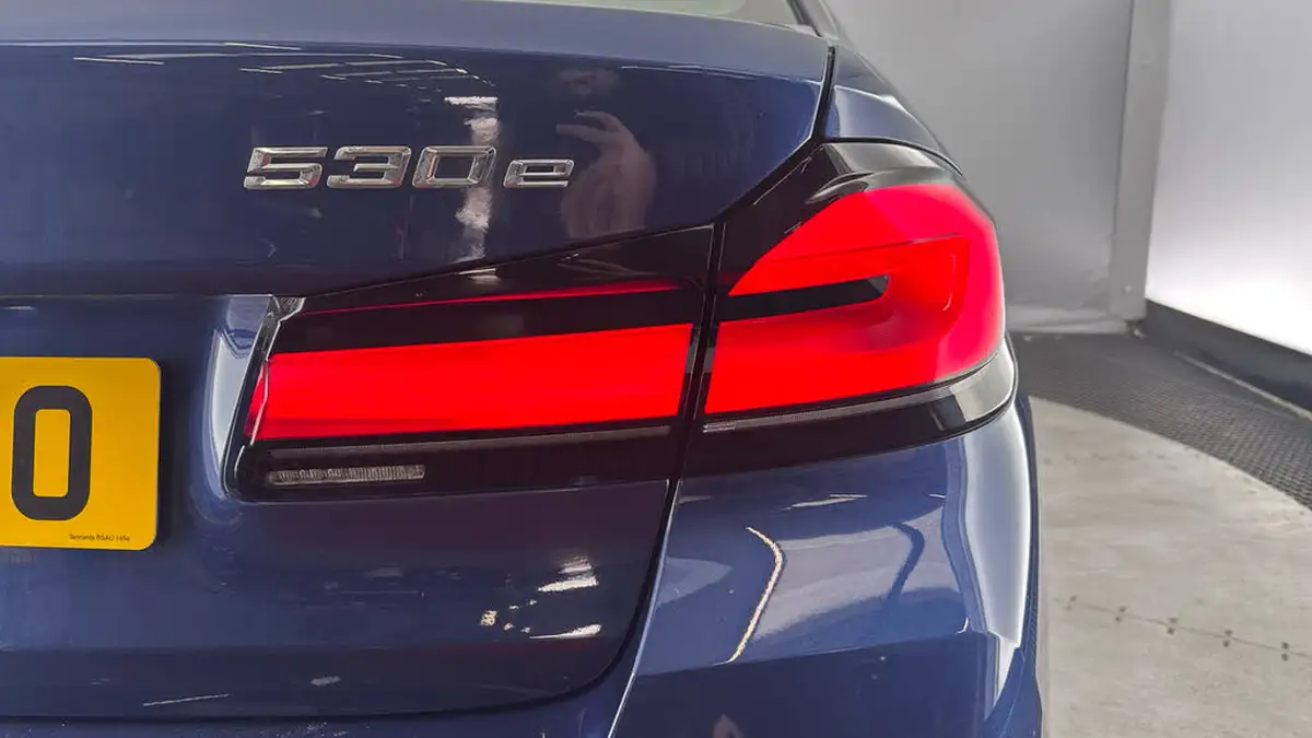 2020-bmw-5-series-20-530e-m-sport-292bhp-saloon-4d-auto-big-23