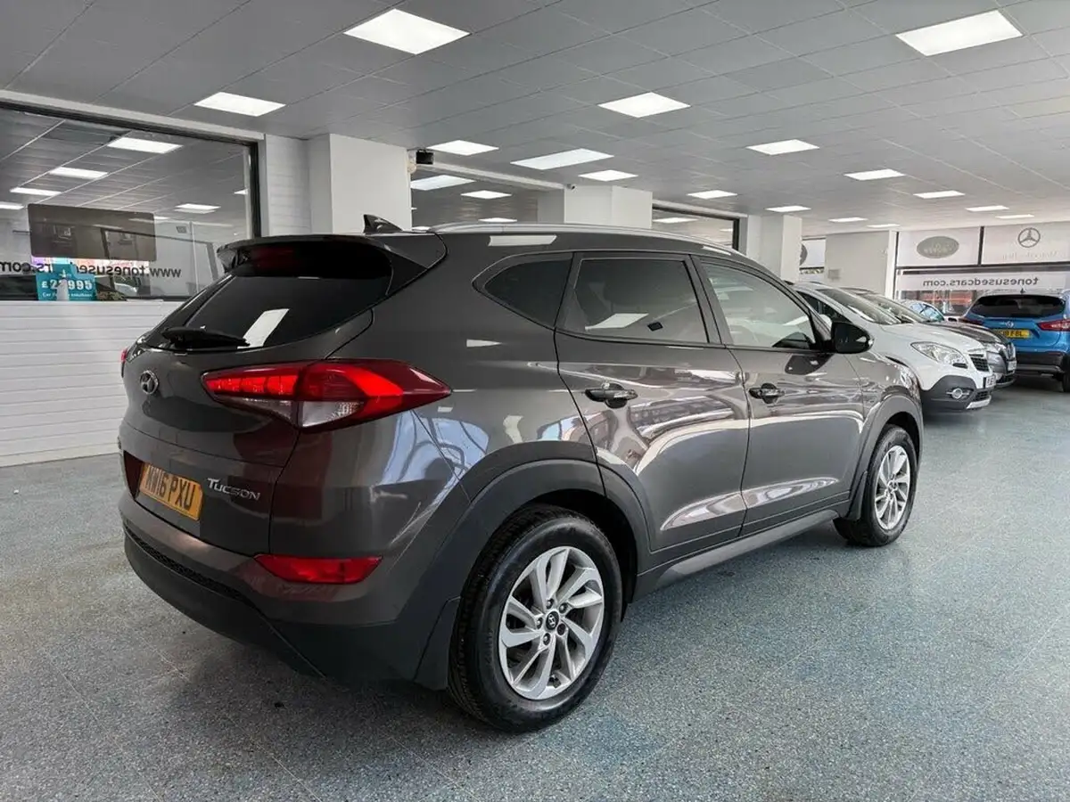 2016-hyundai-tucson-17crdi-blue-drive-se-nav-116ps-big-1