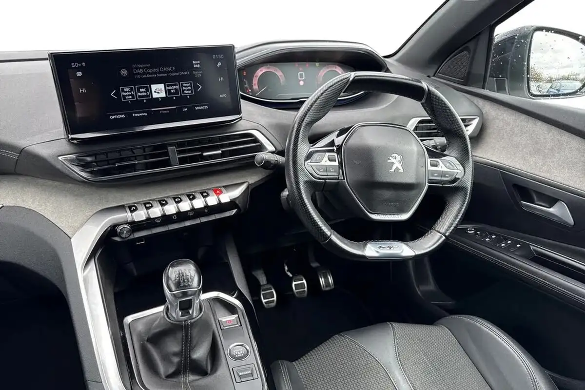 2022-peugeot-3008-suv-15-bluehdi-gt-big-17