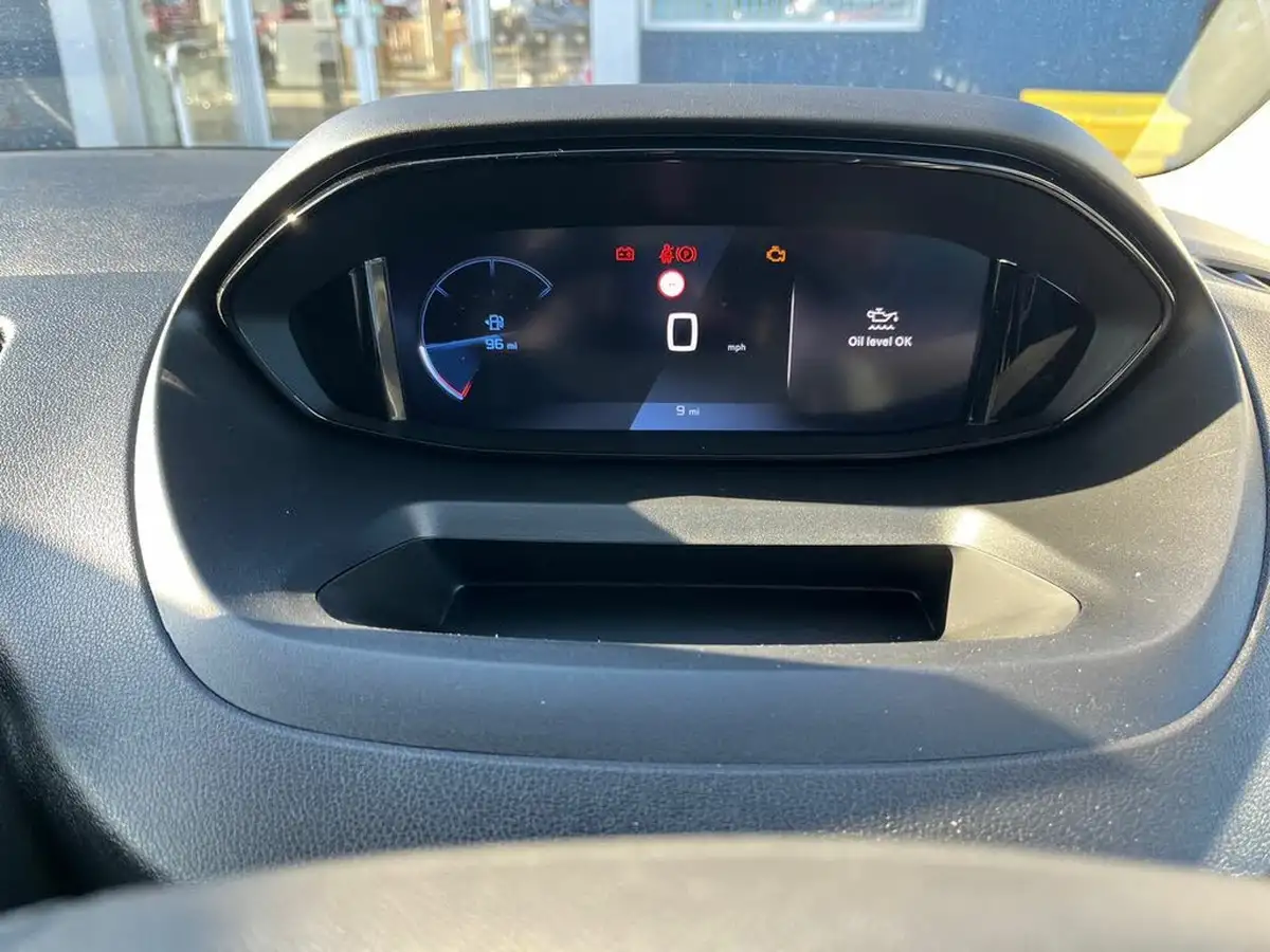 2024-peugeot-partner-15-bluehdi-professional-100pseu6d-big-21