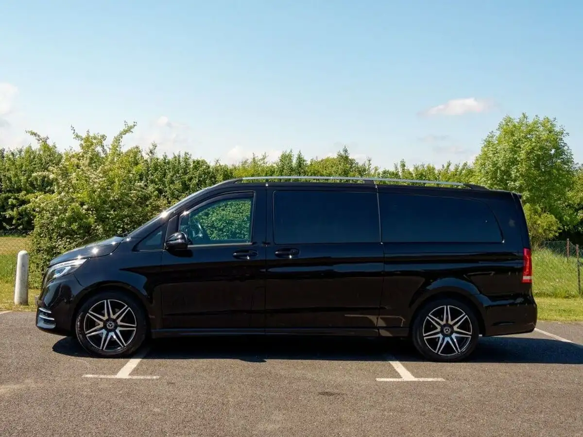 2019-mercedes-benz-v-class-21d-v250d-extra-long-amg-line-big-5