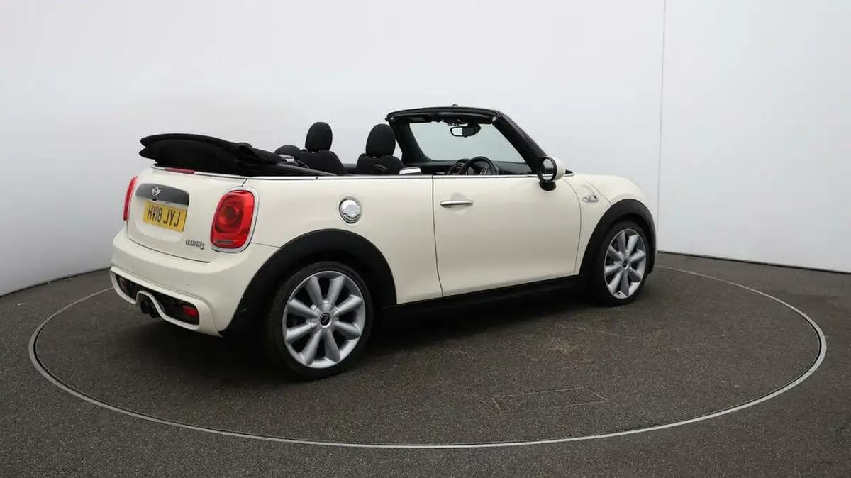 2018-mini-cooper-20-cooper-s-series-ii-ss-convertible-2d-big-54