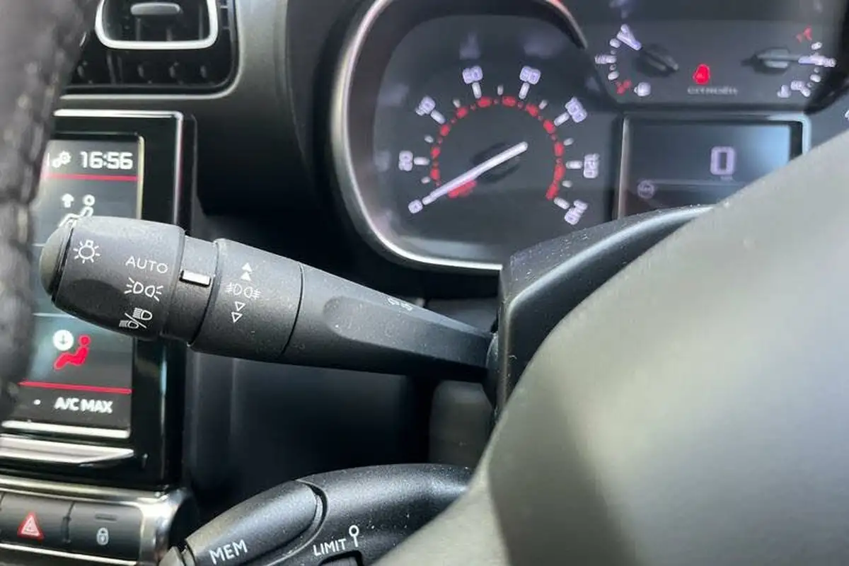 2021-citroen-c3-aircross-12-puretech-shine-110ps-big-13