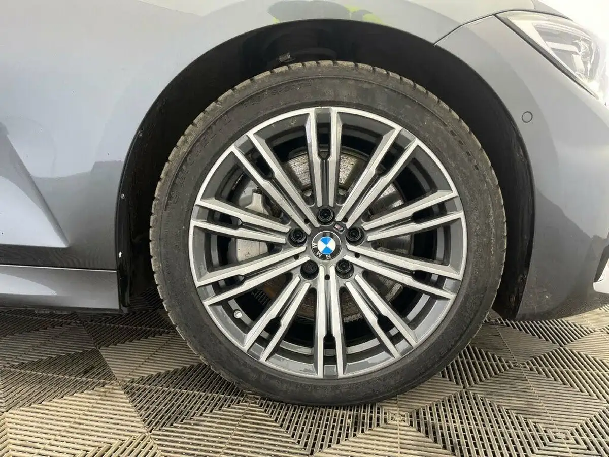 2020-bmw-3-series-20-330e-m-sport-saloon-4d-big-5