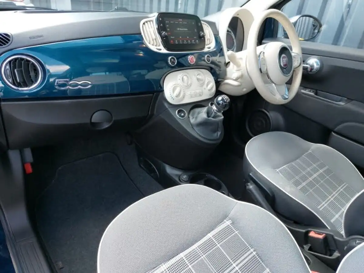 2021-fiat-500-10-lounge-big-4