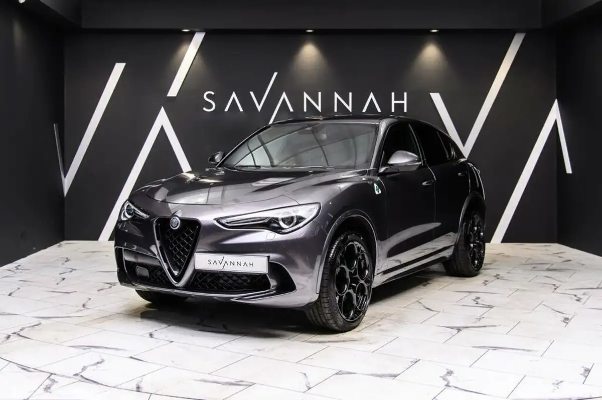 2021-alfa-romeo-stelvio-29-biturbo-quadrifoglio-big-39