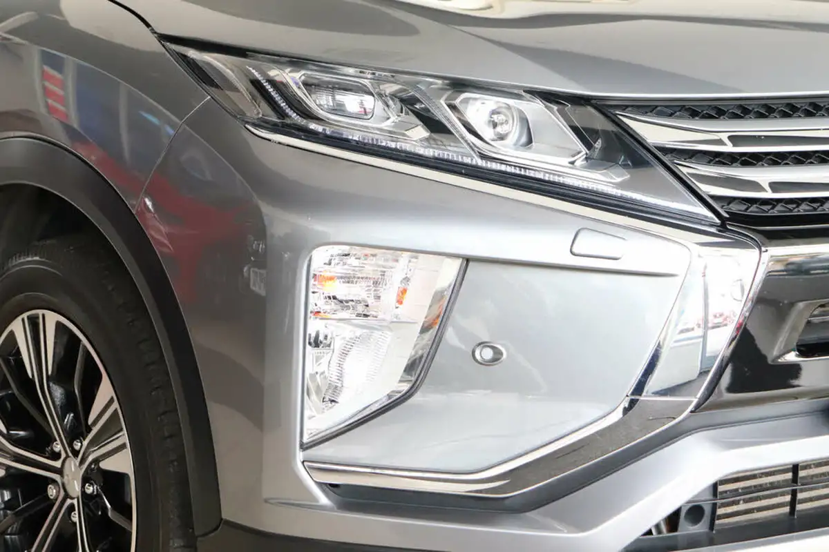 2018-mitsubishi-eclipse-cross-15-4-auto-big-75