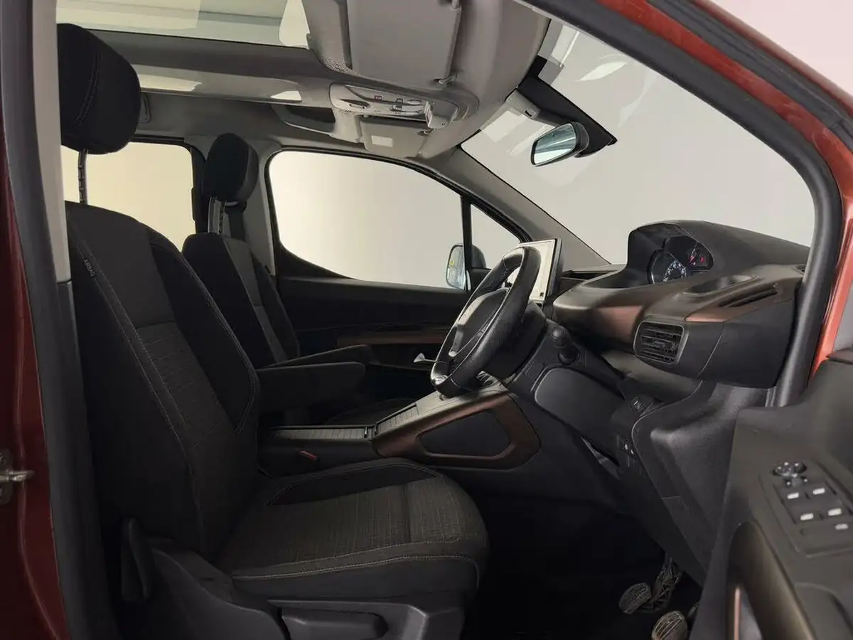 2019-peugeot-rifter-15-bluehdi-gt-line-100bhp-standard-big-9