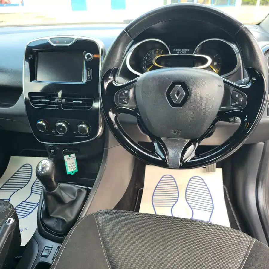 2013-renault-clio-09-dynamique-big-14