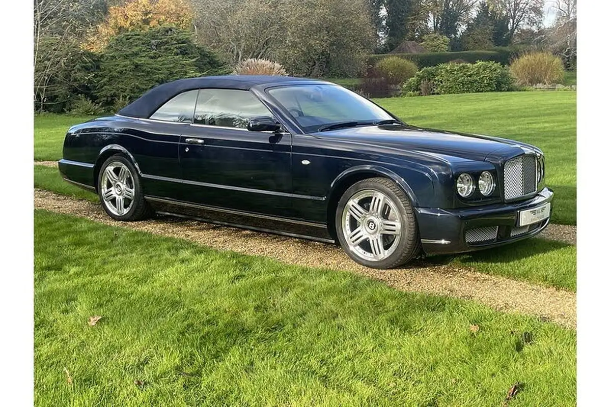 2006-bentley-azure-68-big-7
