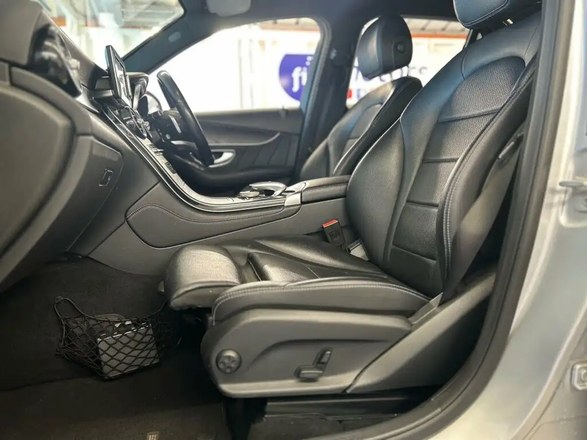 2015-mercedes-benz-glc-class-21d-glc250d-amg-line-ss-big-40
