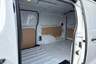 2024-peugeot-expert-15-bluehdi-professional-long-small-17
