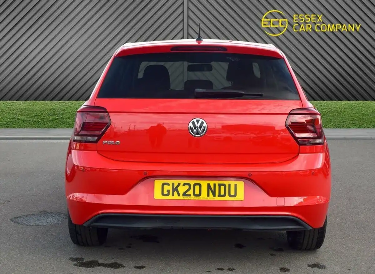 2020-volkswagen-polo-10-beats-80ps-big-9