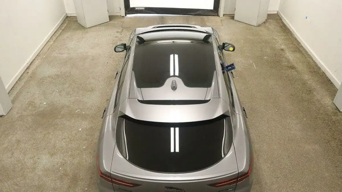 2021-jaguar-i-pace-ev400-black-big-16