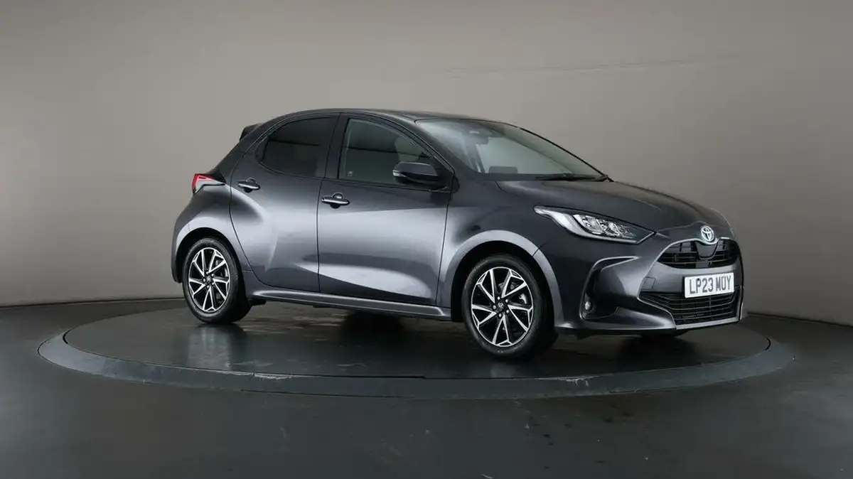 2023-toyota-yaris-15-vvt-i-design-big-46