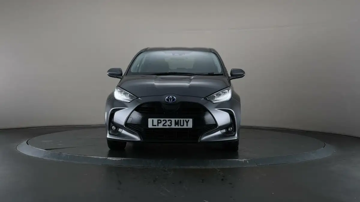 2023-toyota-yaris-15-vvt-i-design-big-1