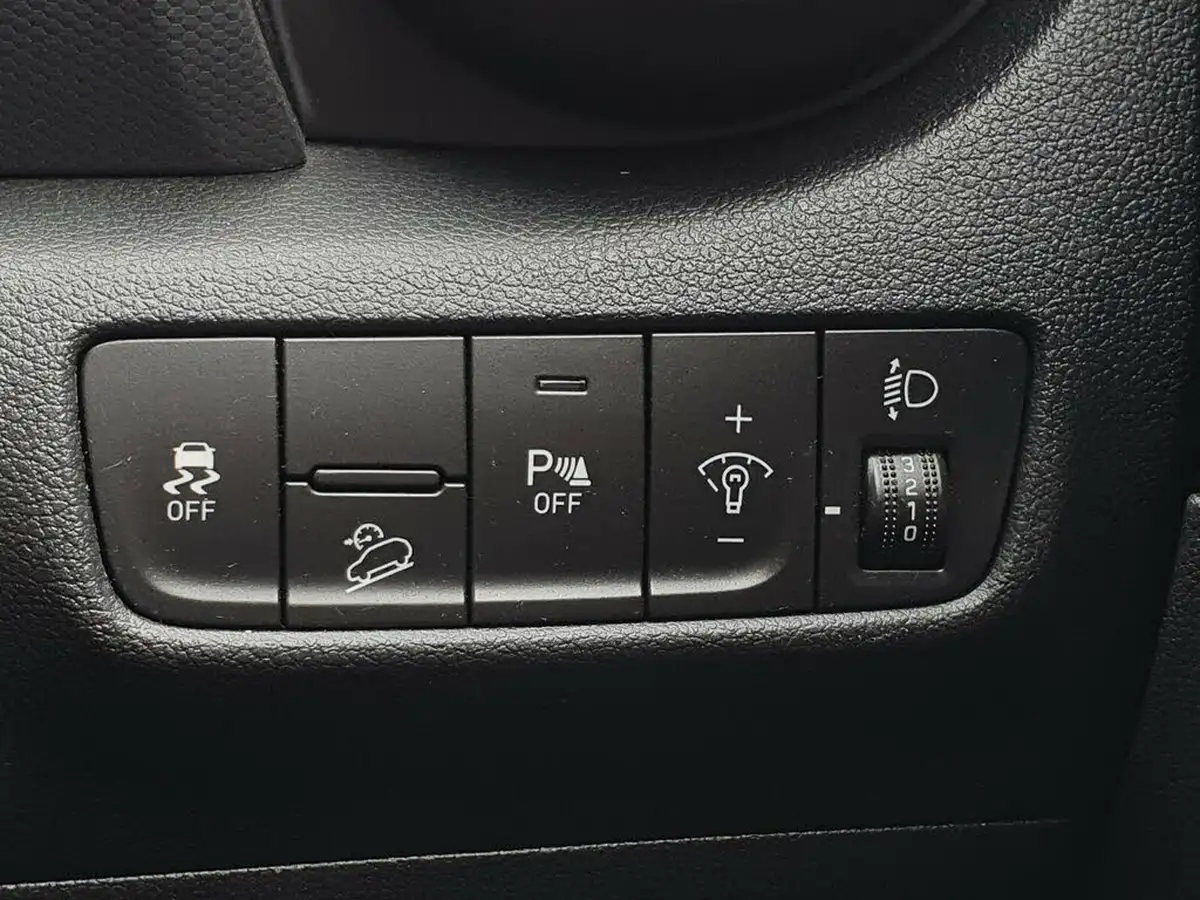 2022-hyundai-kona-10-t-gdi-se-connect-big-29